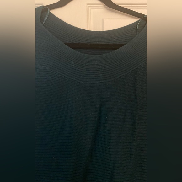 Dynamite forest green tunic with wide neck - Picture 2 of 3